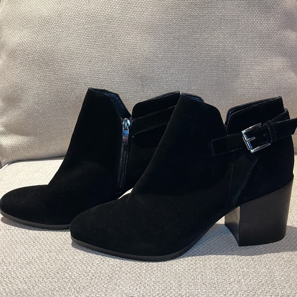 Like-New Black Suede Marc Fisher Ankle Boots, Size 8.5